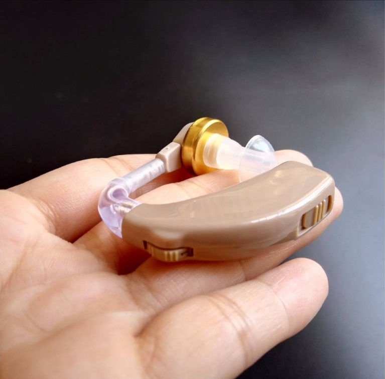 Аккумуляторный усилитель звука Axon C-108